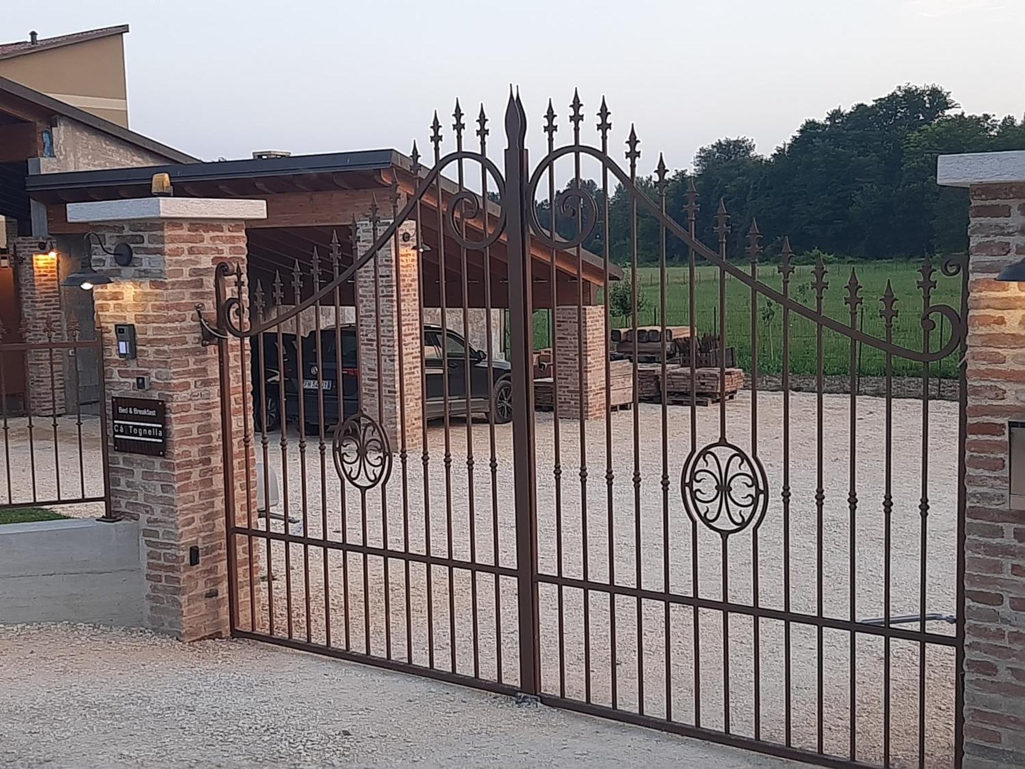Bed And Breakfast Ca Tognella Pescantina Bagian luar foto