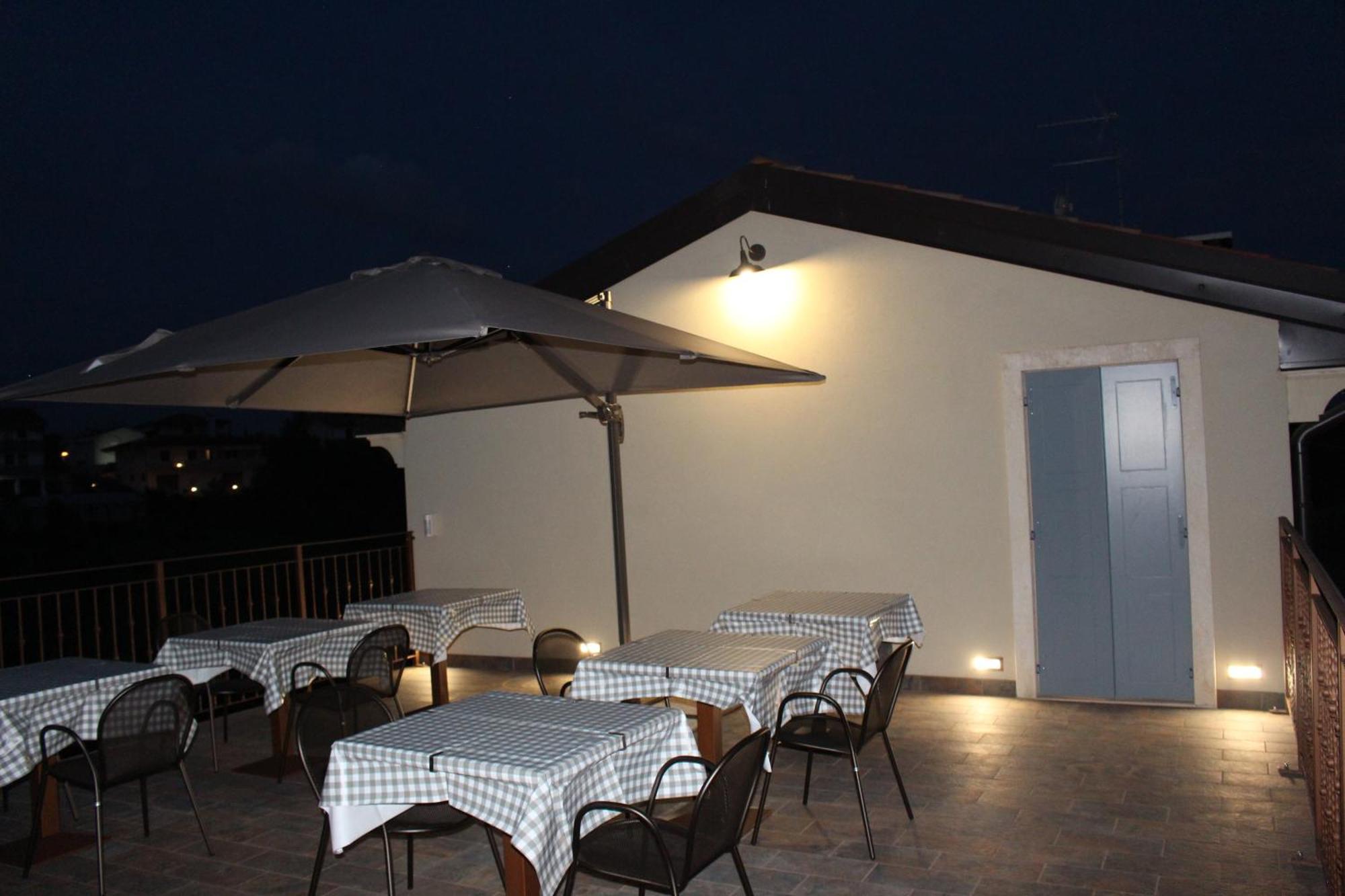 Bed And Breakfast Ca Tognella Pescantina Bagian luar foto