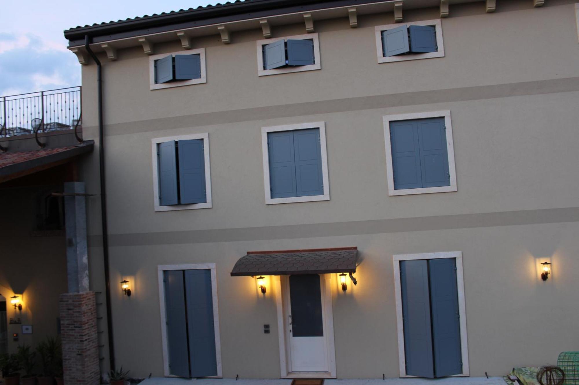 Bed And Breakfast Ca Tognella Pescantina Bagian luar foto