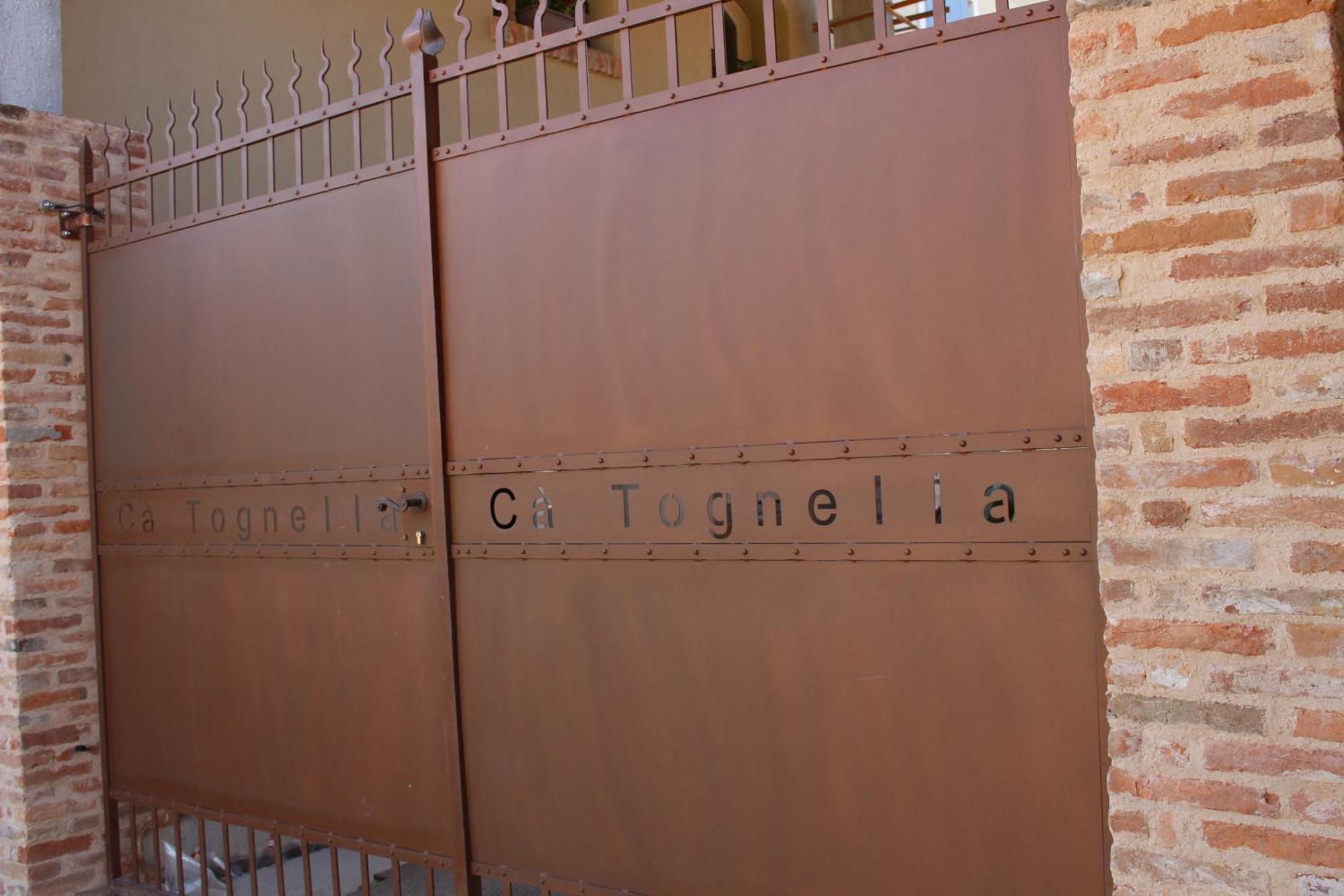 Bed And Breakfast Ca Tognella Pescantina Bagian luar foto